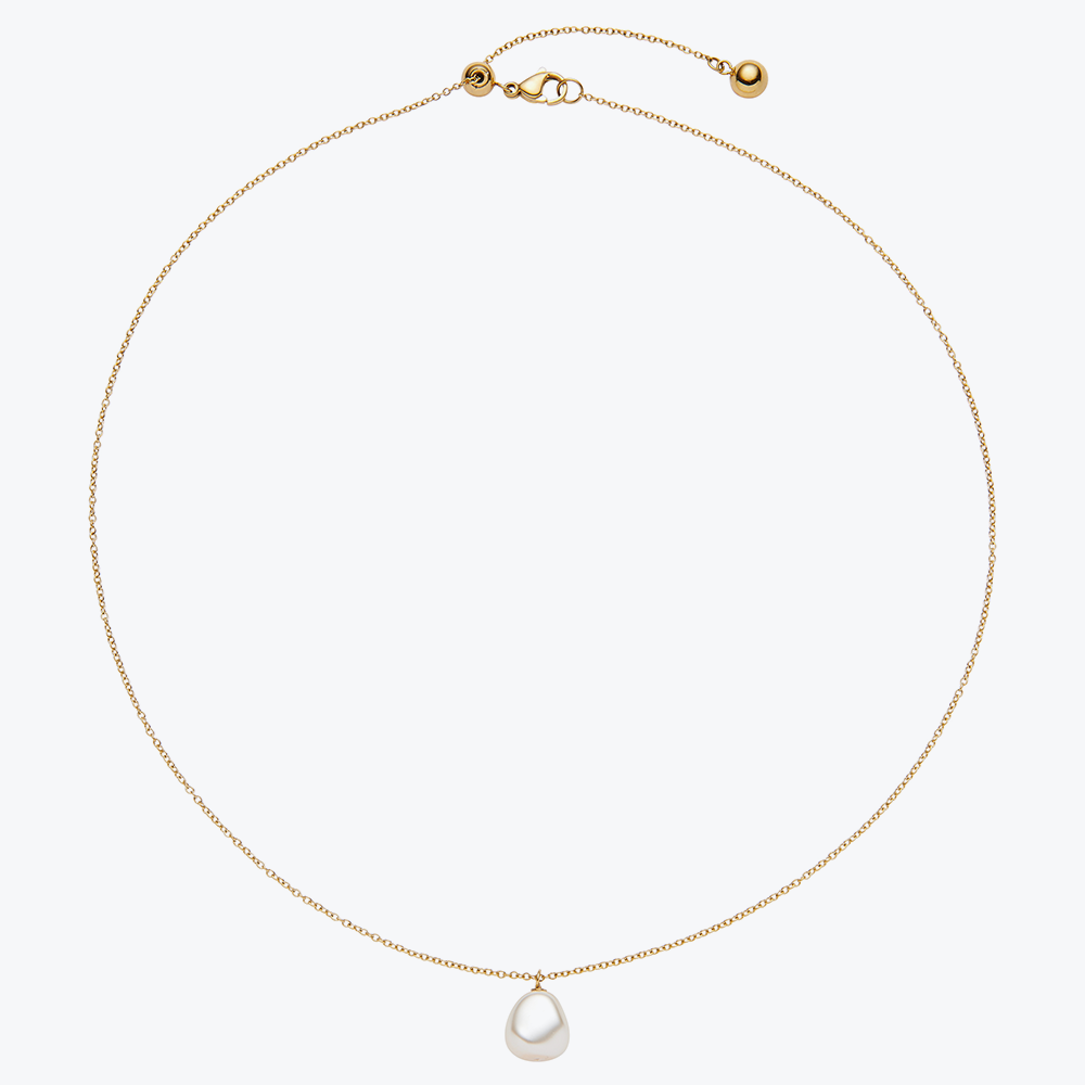 Bezvremena ogrlica u boji zlata sa priveskom biserom S-L